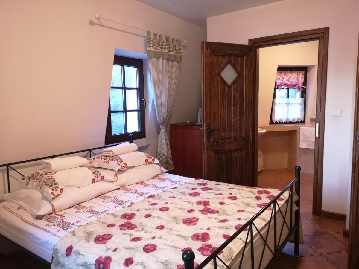 Wiatrak Nowe Guty Bed & Breakfast Exterior photo