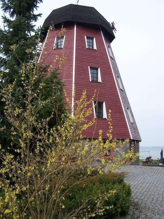 Wiatrak Nowe Guty Bed & Breakfast Exterior photo